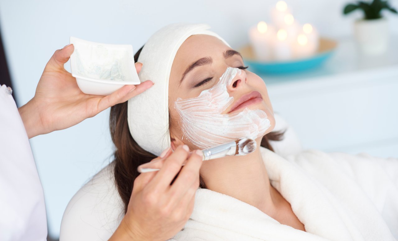 KOREAN FACIAL TREATMENT BIKIN KULIT WAJAH SUPER GLOWING?